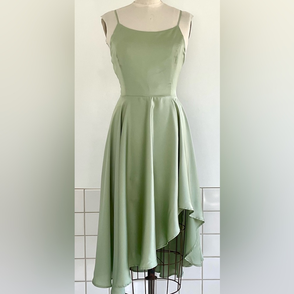 Lulu's Mint Green Asymmetrical Dress High Low Hem Spaghetti Strap Sz: L. NWT
